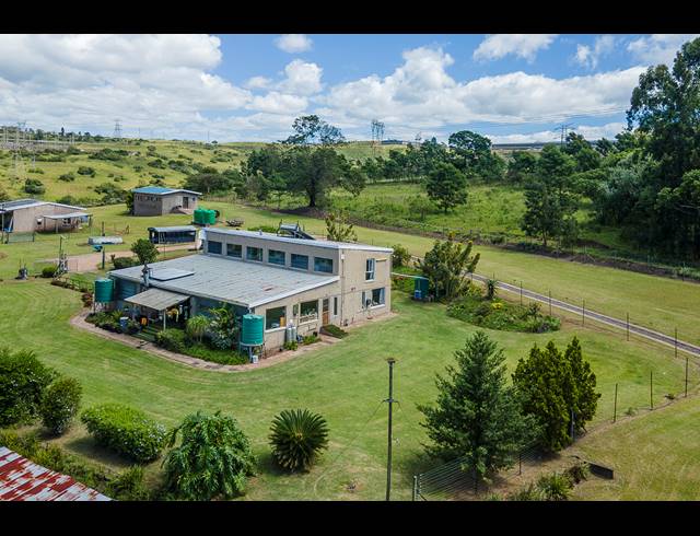 5 BEDROOM HOUSE FOR SALE IN CLIFFDALE